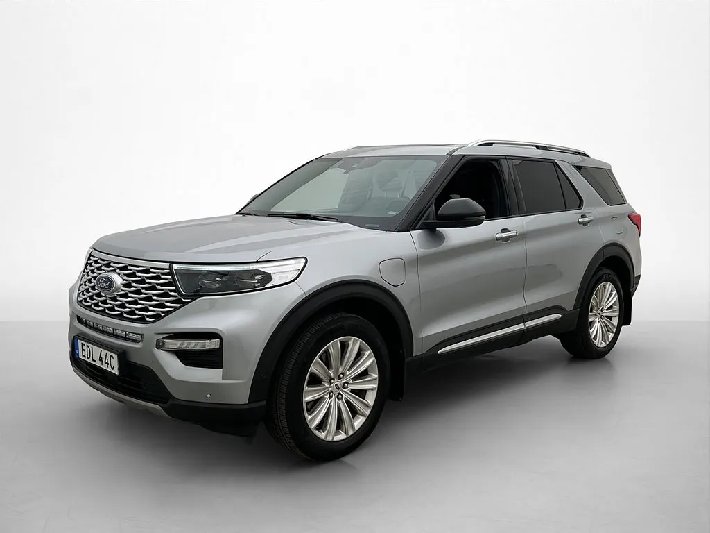 2022 Ford Explorer Plug-In Hybrid Platinum