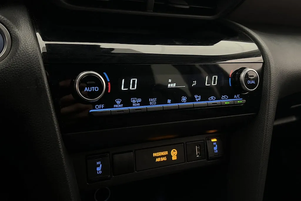 2022 Toyota Yaris Cross Hybrid Style Edition bild 16