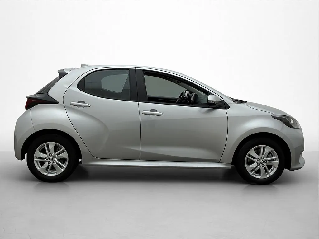2025 Toyota Yaris Hybrid Active bild 4