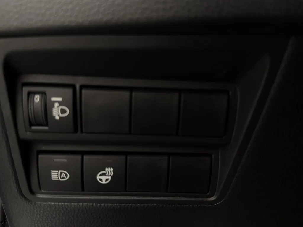 2025 Toyota Yaris Hybrid Active bild 11