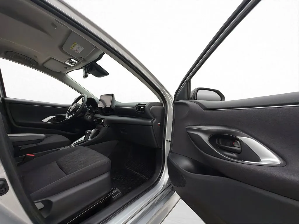 2025 Toyota Yaris Hybrid Active bild 21