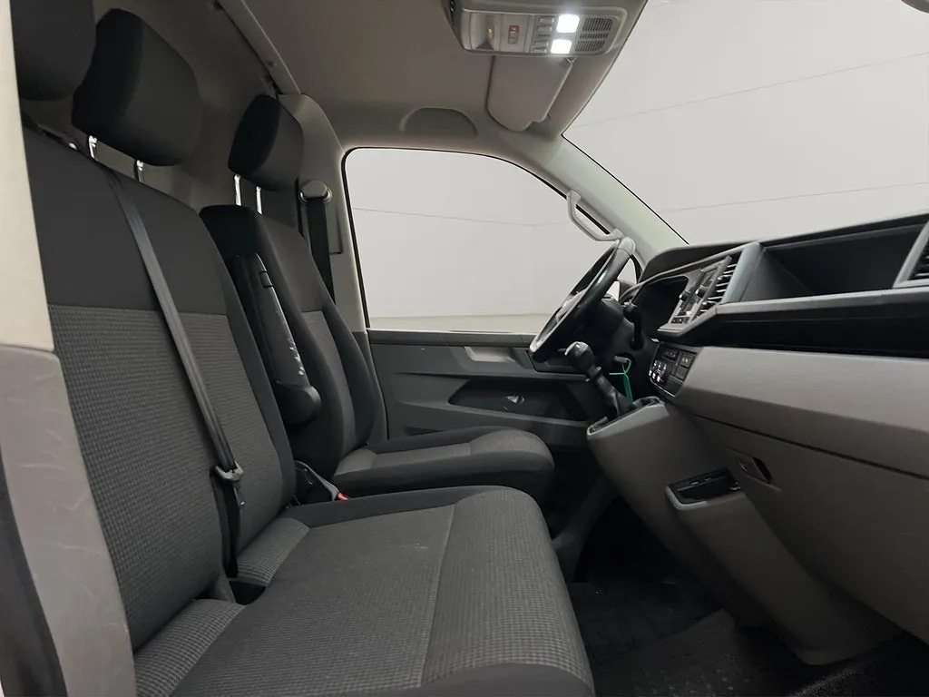 2021 Volkswagen Transporter L2 bild 22