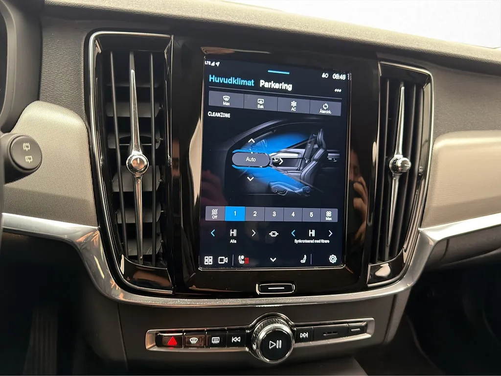 2022 Volvo V90 Recharge T6 AWD Plus Dark bild 18